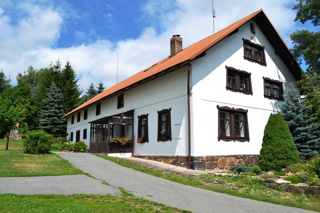 Chalupa Pod Klepacem Kraliky Exterior photo
